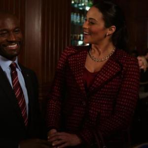 Still of Taye Diggs and Paula Patton in Baggage Claim (2013)