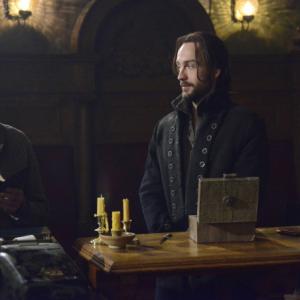 Still of John Noble and Tom Mison in Sleepy Hollow 2013