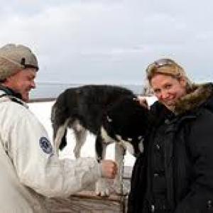 Vanessa with Jason Roberts whilst filming polar bear in Svalbard for Frozen Planet in 2008