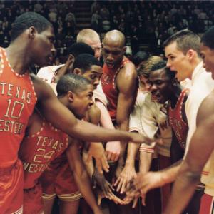 Still of Mitch Eakins Austin Nichols Al Shearer Derek Luke Mehcad Brooks Alphonso McAuley Damaine Radcliff and James Olivard in Glory Road 2006