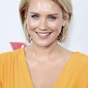 Nicky Whelan at event of Departure Date (2012)