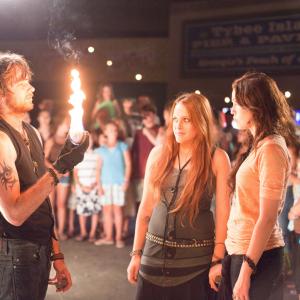 Still of Miley Cyrus, Nick Lashaway and Carly Chaikin in The Last Song (2010)