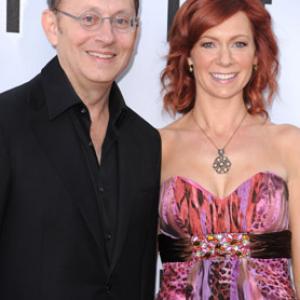 Michael Emerson and Carrie Preston at event of Dinge 2004