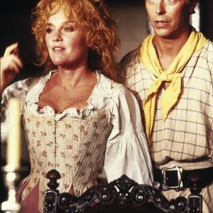 Still of David Bowie and Madeline Kahn in Yellowbeard 1983