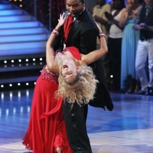 Still of David Alan Grier and Kym Johnson in Dancing with the Stars (2005)