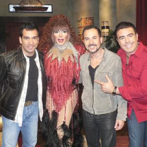 In Noche de Perros TV show Johnny Ray Rodriguez as YUSQ
