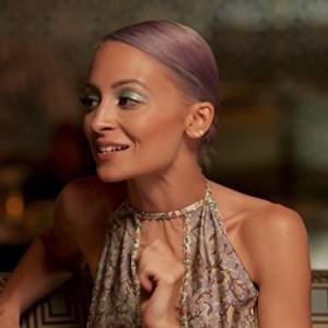 Still of Nicole Richie in Candidly Nicole (2014)