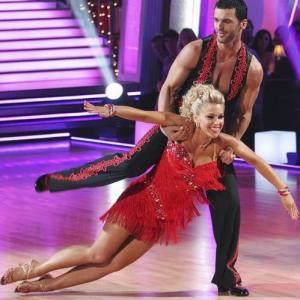 Still of Driton Tony Dovolani and Kate Gosselin in Dancing with the Stars 2005