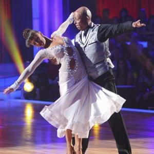 Still of Karina Smirnoff and J.R. Martinez in Dancing with the Stars (2005)
