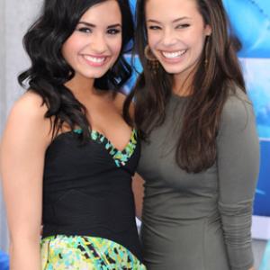 Demi Lovato and Chloe Bridges at event of Oceacuteans 2009