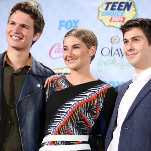Shailene Woodley, Nat Wolff and Ansel Elgort at event of Teen Choice Awards 2014 (2014)