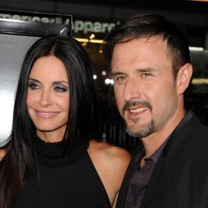 David Arquette and Courteney Cox at event of Klyksmas 4 (2011)