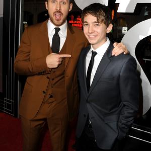 Ryan Gosling and Austin Abrams at event of Gangsteriu medziotojai 2013