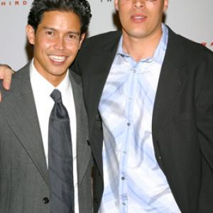 Coby Bell and Anthony Ruivivar at event of Third Watch 1999