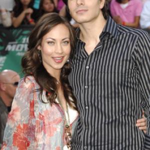 Brandon Routh and Courtney Ford at event of 2006 MTV Movie Awards (2006)