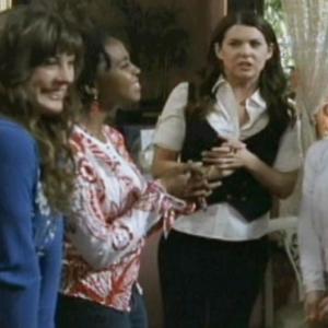 Still from 'Gilmore Girls' with Lauren Graham