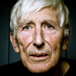Still of Tomi Ungerer in Far Out Isnt Far Enough The Tomi Ungerer Story 2012