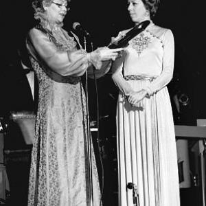 Emmy Awards 1974 Lucille Ball and Carol Burnett