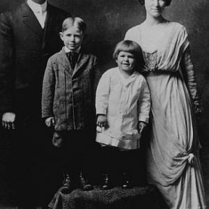 Ronald Reagan with his family C 1916