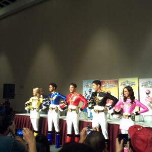 Christina Masterson and rest of cast of Power Rangers Megaforce at Power Morphicon 3