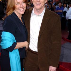 Ron Howard and Cheryl Howard at event of Cinderella Man 2005