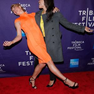 Rosario Dawson and Zoë Bell at event of Raze (2013)