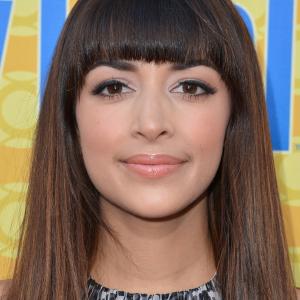 Hannah Simone at event of New Girl 2011
