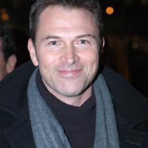 Tim Daly at event of Edge of America (2003)