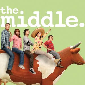 Patricia Heaton Neil Flynn Eden Sher Charlie McDermott and Atticus Shaffer in The Middle 2009