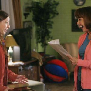 Still of Patricia Heaton and Eden Sher in The Middle 2009