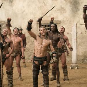 Still of Manu Bennett, Peter Mensah and Dustin Clare in Spartacus: Gods of the Arena (2011)