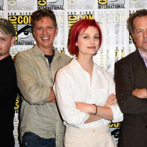 David Costabile, Tim Kring, Alison Sudol and Gideon Raff at event of Dig (2015)