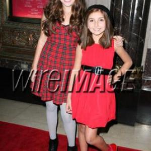 Actresses Julianna and Jennessa Rose attend the Los Angeles premi Opening Night Of Dr Seuss How The Grinch Stole Christmas! The Musica Getty Images Collection Please Call Restricted Global Commercial Rights  Newspaper Rights outside UK US IRE CAN not QC 58920187 Angela Weiss 14 Nov 2009