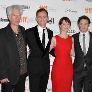 Jim Jarmusch, Anton Yelchin, Tom Hiddleston and Mia Wasikowska at event of Isgyvena tik mylintys (2013)