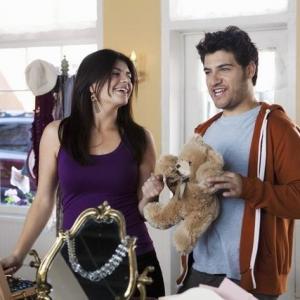Still of Adam Pally and Casey Wilson in Happy Endings 2011