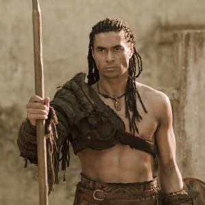 Still of Antonio Te Maioha in Spartacus: Gods of the Arena: Paterfamilias (2011)