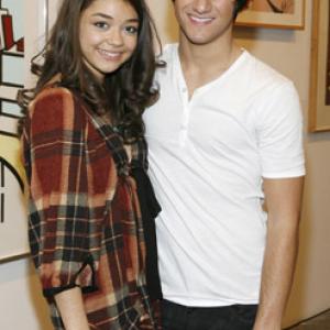 Sarah Hyland and Max Ehrich