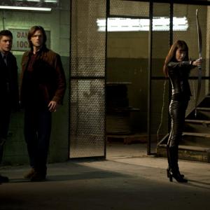 Still of Jensen Ackles, Jared Padalecki and Anna Van Hooft in Supernatural (2005)
