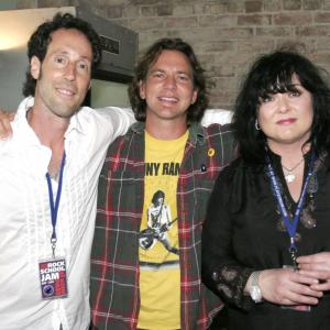 Martin Shore Eddie Vedder and Ann Wilson at the Rock School premiere
