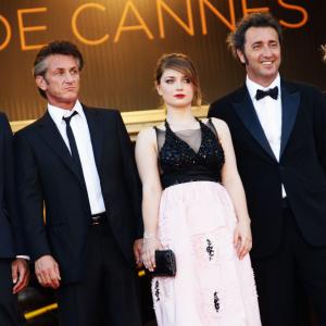 Sean Penn, Liron Levo, Paolo Sorrentino and Eve Hewson at event of This Must Be the Place (2011)