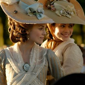 Still of Keira Knightley and Hayley Atwell in The Duchess 2008