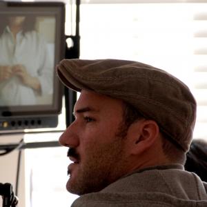 Director Pascui Rivas on set