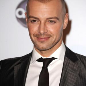 Joey Lawrence at event of Dancing with the Stars 2005