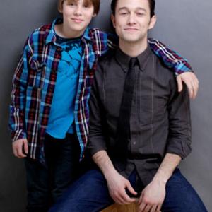 Joseph GordonLevitt and Devin Brochu