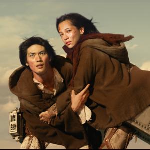 Still of Haruma Miura and Kiko Mizuhara in Shingeki no kyojin endo obu za wârudo (2015)