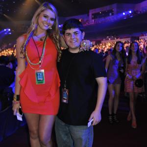 Courtney Baxter and Josh Flitter at the 2011 Teen Choice Awards