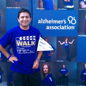 Omar Leyva participating in walk for alzheimer's cause.