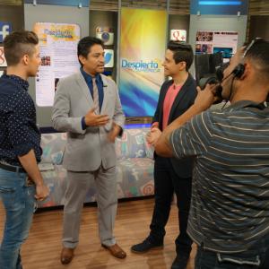 Omar Leyva in Social Media session on show Despierta America at Univision