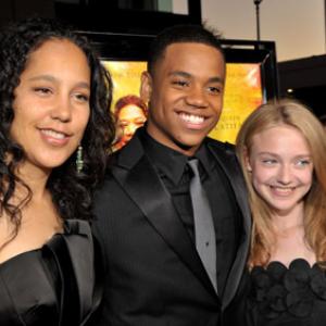 Dakota Fanning Gina PrinceBythewood and Tristan Wilds at event of The Secret Life of Bees 2008