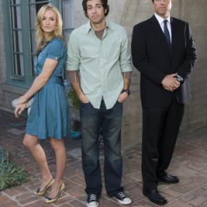 Still of Adam Baldwin, Zachary Levi and Yvonne Strahovski in Cakas (2007)